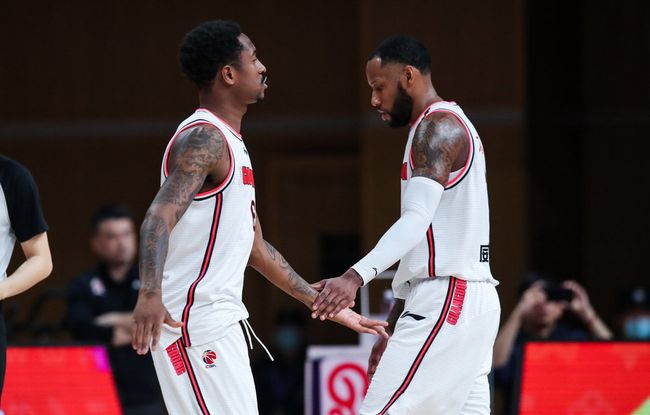 对争冠队而 对争冠队而